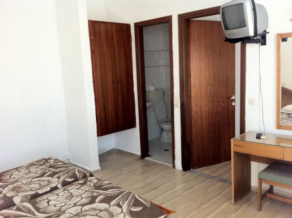 Litharia Apartments Benitses  Dış mekan fotoğraf